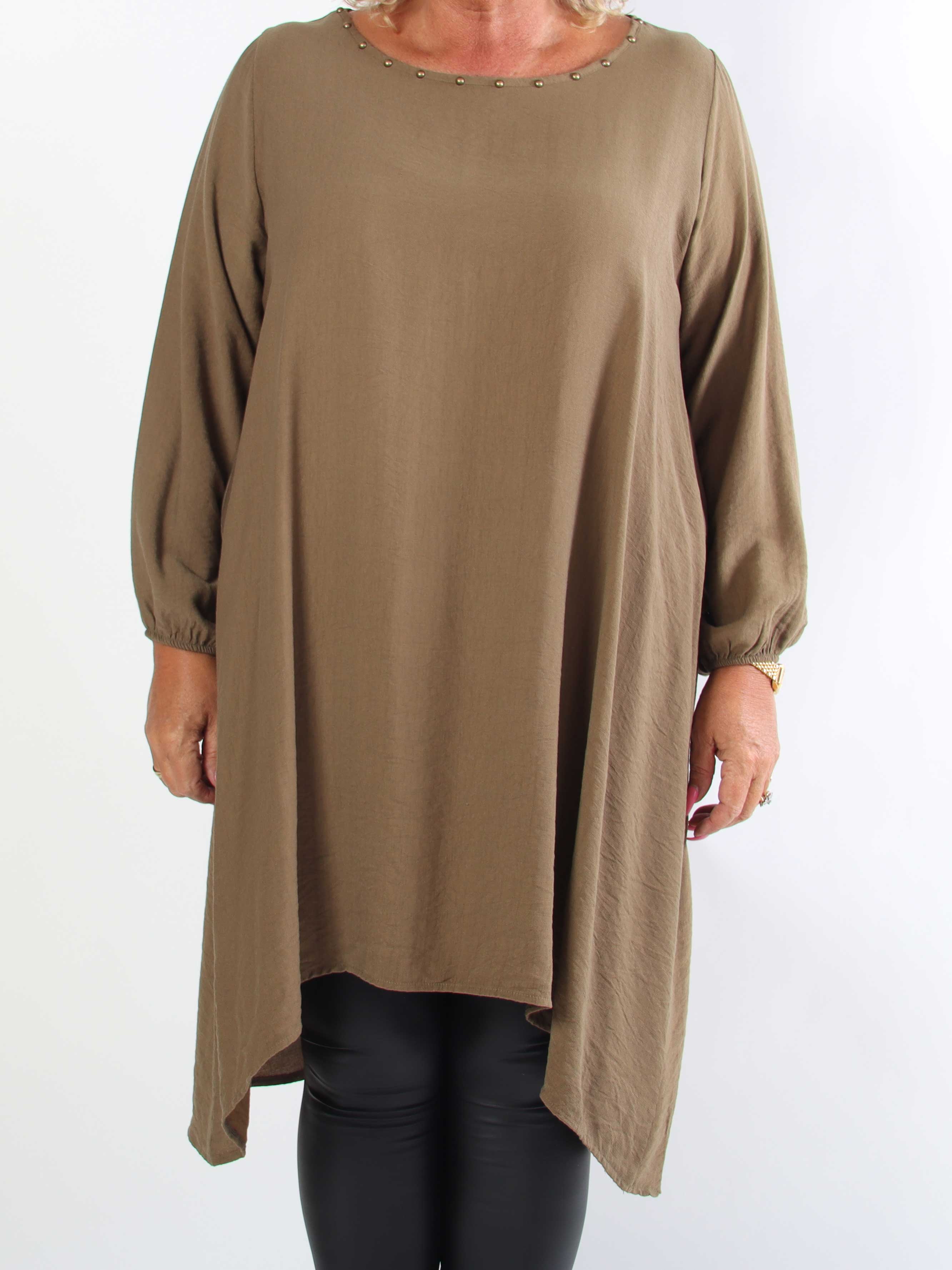 Vienna - Elegant plus size tunikakjole i viskose med fine nittedetaljer